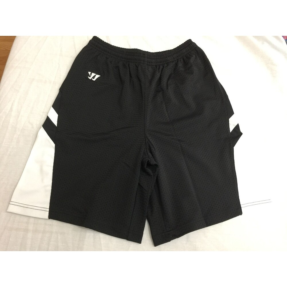 NWOT WARRIOR MENS ATHLETIC SHORTS SIZE M